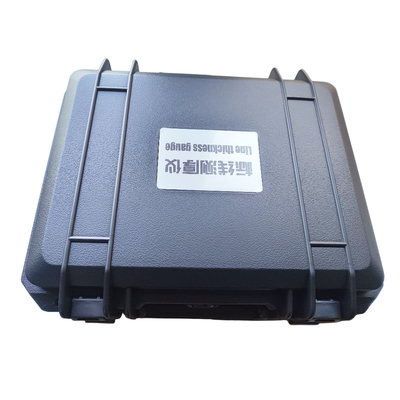 Medidor retro reflectante de 6,0 kg con más de 99.999 datos de prueba para una temperatura ambiente de -5℃~+50℃