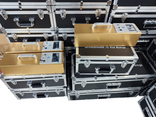 Medidor retrorreflector de medición rápida de precisión con ángulo de visión amplio 0-400 Mcd Rango de medición Diseño compacto