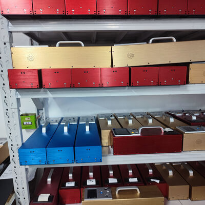 Ángulo de visión de 105 grados, herramienta con pequeño error de medición y volumen total de 700 mm x 135 mm x 115 mm, diseñada para ofrecer precisión dimensional